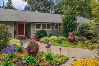 7550 SW Laurel St, Portland, OR 97225 - Photo 2