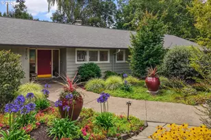 7550 SW Laurel St, Portland, OR 97225 - Photo 2