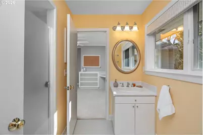7550 SW Laurel St, Portland, OR 97225 - Photo 30