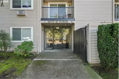 6600 SE Division St #305, Portland, OR 97206 - Photo 2