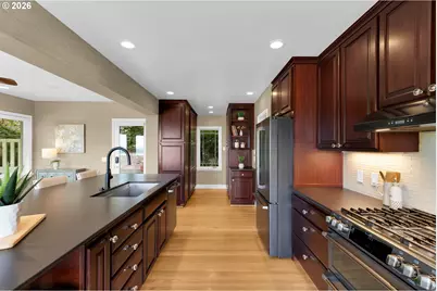 4621 SW Hillside Dr, Portland, OR 97221 - Photo 12