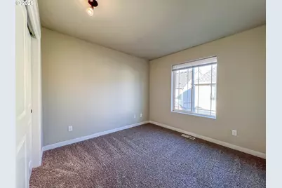 386 SW 203rd Ter, Beaverton, OR 97006 - Photo 18