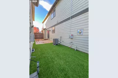 386 SW 203rd Ter, Beaverton, OR 97006 - Photo 8