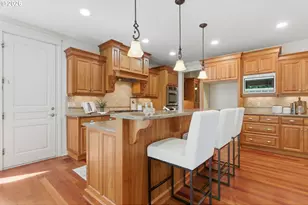 15846 Allison Pl, Lake Oswego, OR 97035 - Photo 8