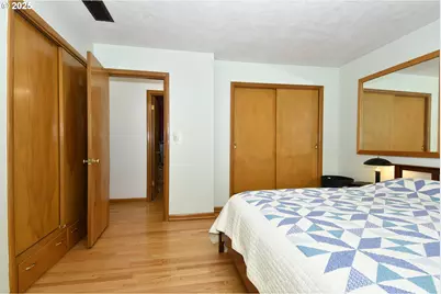 571 NW Wade St, Estacada, OR 97023 - Photo 30