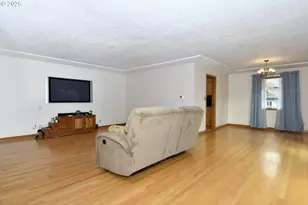 571 NW Wade St, Estacada, OR 97023 - Photo 24