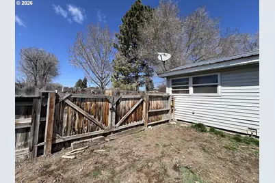 1073 W Fillmore St, Burns, OR 97720 - Photo 20
