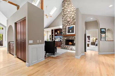 60726 Golf Village Loop, Bend, OR 97702 - Photo 8