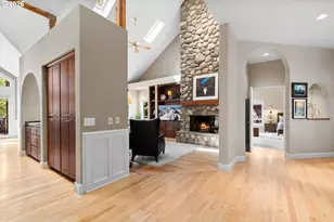60726 Golf Village Loop, Bend, OR 97702 - Photo 8