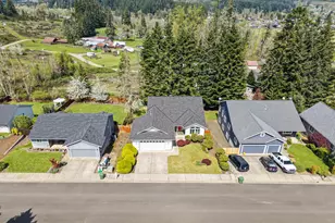 2260 Ibsen Ave, Cottage Grove, OR 97424 - Photo 44