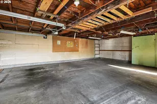 11448 NE Fargo St, Portland, OR 97220 - Photo 32