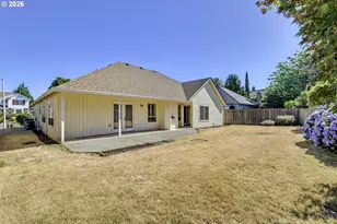 668 NE Maryann Ct, Hillsboro, OR 97124 - Photo 30