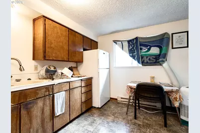 357 N 1st St, Saint Helens, OR 97051 - Photo 6