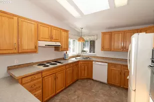 499 Sherwood Loop, Florence, OR 97439 - Photo 20