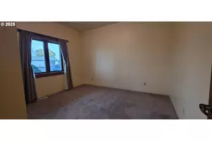 445 NE Seventh St, Irrigon, OR 97844 - Photo 8