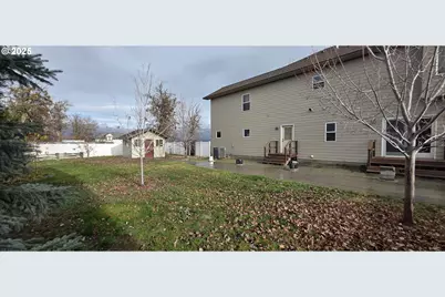 445 NE Seventh St, Irrigon, OR 97844 - Photo 20