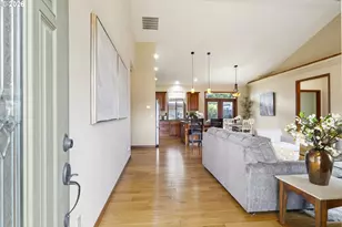 424 13th St, Aumsville, OR 97325 - Photo 2