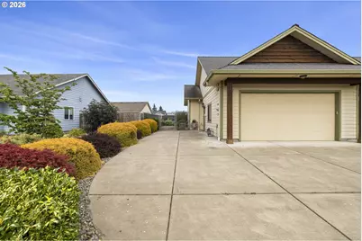 424 13th St, Aumsville, OR 97325 - Photo 40