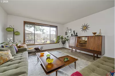 8330 SW Murdock St, Portland, OR 97224 - Photo 6