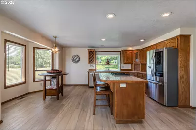 34948 Sykes Rd, Saint Helens, OR 97051 - Photo 10