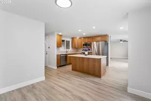 9910 NE 15th St, Vancouver, WA 98664 - Photo 6