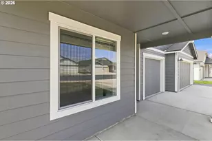 868 E Kinsley Ave, Hermiston, OR 97838 - Photo 4