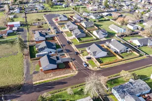 4485 Knotty Pne Ct, Sweet Home, OR 97386 - Photo 8