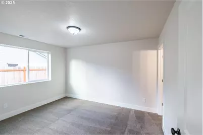 4485 Knotty Pine Ct, Sweet Home, OR 97386 - Photo 34