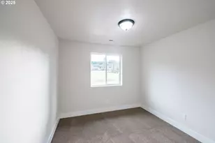 4485 Knotty Pne Ct, Sweet Home, OR 97386 - Photo 30