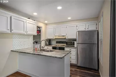 6311 Fairway Ave, Salem, OR 97306 - Photo 10