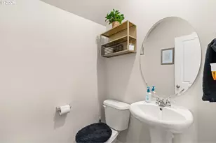 2722 U St, Springfield, OR 97477 - Photo 14