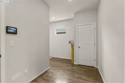 2722 U St, Springfield, OR 97477 - Photo 4