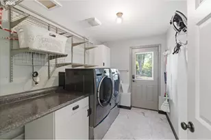 24752 NE Prairie View Dr, Aurora, OR 97002 - Photo 26