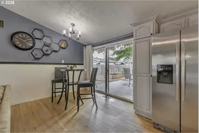 11470 SW 14th St, Beaverton, OR 97005 - Photo 6