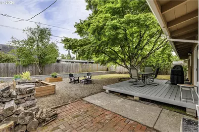 11470 SW 14th St, Beaverton, OR 97005 - Photo 22