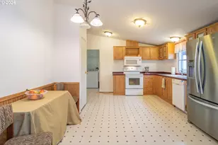 189 Raintree Ave, Sutherlin, OR 97479 - Photo 12