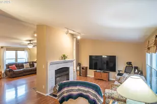 189 Raintree Ave, Sutherlin, OR 97479 - Photo 6