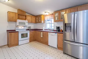 189 Raintree Ave, Sutherlin, OR 97479 - Photo 14