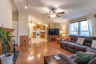 189 Raintree Ave, Sutherlin, OR 97479 - Photo 10