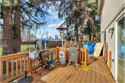 131 NE 201st Ave, Portland, OR 97230 - Photo 20