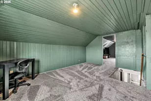 648 Juniper St, Junction City, OR 97448 - Photo 36