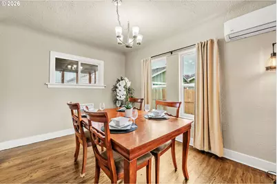 648 Juniper St, Junction City, OR 97448 - Photo 12