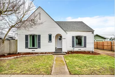 648 Juniper St, Junction City, OR 97448 - Photo 2