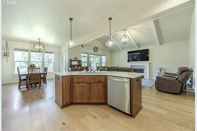 1152 S 46th St, Springfield, OR 97478 - Photo 18
