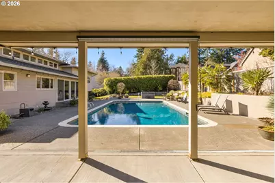 13768 Knaus Rd, Lake Oswego, OR 97034 - Photo 38