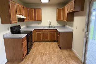 276 Art-Lott Ln, Creswell, OR 97426 - Photo 2