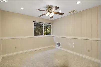 18738 S Terry Michael Dr, Oregon City, OR 97045 - Photo 46