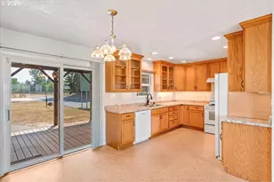 10090 Hoffman Rd, Monmouth, OR 97361 - Photo 12