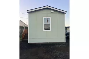 1085 W 1st Ave, Junction City, OR 97448 - Photo 2