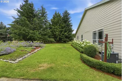 400 Hickory Ct, Lyons, OR 97358 - Photo 6